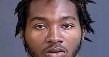 DEMANTE PARKER | 2017-04-04 16:53:00 Charleston County, South Carolina Booking
