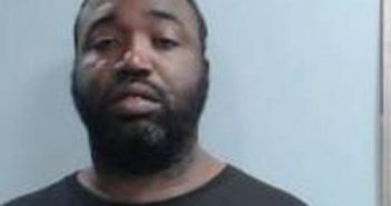 JARROD DAVIS | 2017-04-07 18:18:00 Fayette County, Kentucky Booking