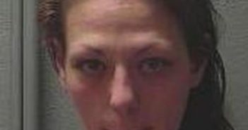 SARAH ARNOLD | 2017-04-07 20:42:00 Benewah County, Idaho Booking