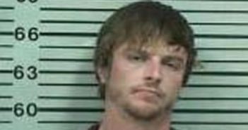 DUSTIN PICKETT | 2017-04-07 14:29:00 Hood County, Texas Booking