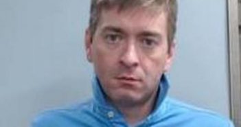 KENNETH BARTON | 2017-04-12 10:43:00 Fayette County, Kentucky Booking