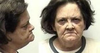 CAROL EGBERT | 2017-04-12 23:13:00 Clark County, Indiana Booking