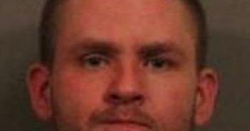 ADAM LAMPHERE | 2017-04-13 00:32:00 Cayuga County, New York Booking