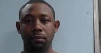 DWIGHT WALKER | 2017-04-14 18:40:00 Fayette County, Kentucky Booking