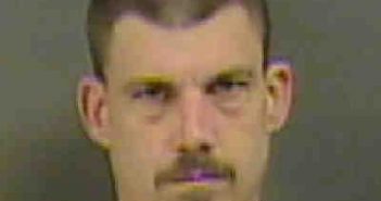 <B>MCMANUS</B>, <B>STEVEN</B> WAYNE #, Mecklenburg County, North Carolina - 2017-04-14 21:00:00