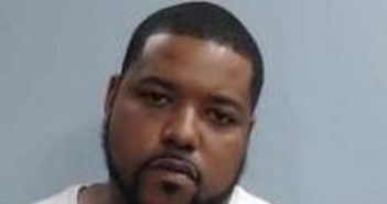 LEESHAUN MASBY | 2017-04-18 16:09:00 Fayette County, Kentucky Booking