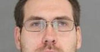 JOSEPH WENDT | 2017-04-18 11:32:00 Cayuga County, New York Booking