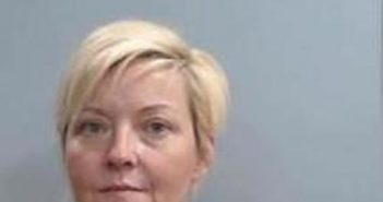 CHRISA MADDOX | 2017-04-18 14:47:00 Fayette County, Kentucky Booking