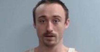 DANIEL STRANGE | 2017-04-21 12:09:00 Fayette County, Kentucky Booking