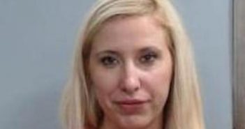 ROSEANNA SKAGGS | 2017-04-21 02:39:00 Fayette County, Kentucky Booking