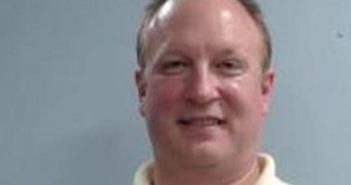 WILLIAM DOTSON | 2017-04-21 04:35:00 Fayette County, Kentucky Booking