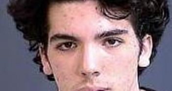 JUSTIN BURGESS | 2017-04-21 11:22:00 Charleston County, South Carolina Booking