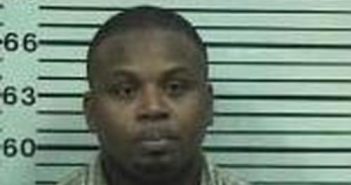 JOAQUIN CRAYTON | 2017-04-22 11:33:00 Hood County, Texas Booking