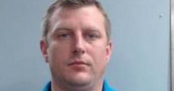 SETH VANCE | 2017-04-25 02:46:00 Fayette County, Kentucky Booking