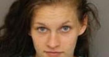 HOLLIE CAVINESS | 2017-04-26 15:22:00 Moore County, North Carolina Booking