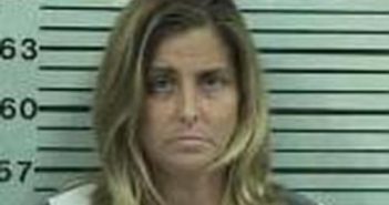 DANA BUCKELEW | 2017-04-26 09:42:00 Hood County, Texas Booking