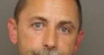 STEVEN MCGEE | 2017-04-27 12:32:00 Moore County, North Carolina Booking