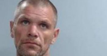 TYRONE GARRETT | 2017-04-27 22:48:00 Fayette County, Kentucky Booking