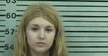 KENDRA MULLEN | 2017-04-28 20:21:00 Hood County, Texas Booking