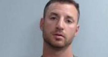 DANIEL BENTLEY | 2017-04-29 00:56:00 Fayette County, Kentucky Booking