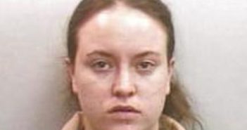 AMBER MULLINS | 2017-04-30 23:04:00 Page County, Virginia Booking