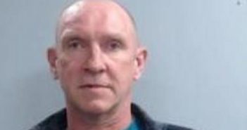 JAMES FARRIS | 2017-05-01 17:59:00 Fayette County, Kentucky Booking