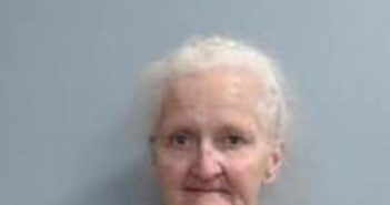 LAURA PRESTON | 2017-05-01 10:19:00 Fayette County, Kentucky Booking