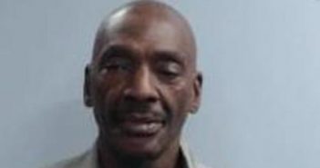 JAMES OWSLEY | 2017-05-04 03:47:00 Fayette County, Kentucky Booking