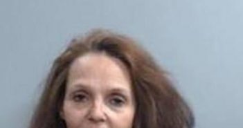 LINDA JONES | 2017-05-04 16:39:00 Fayette County, Kentucky Booking