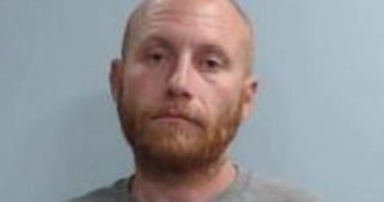 JOSHUA HATTON | 2017-05-04 03:33:00 Fayette County, Kentucky Booking