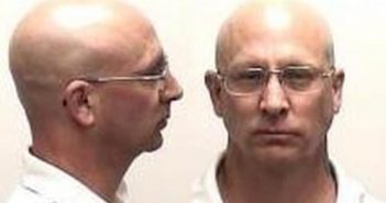 RICHARD SPELLMAN | 2017-05-09 23:17:00 Clark County, Indiana Booking