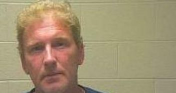 FRED DINDWIDDIE | 2017-05-10 23:11:00 Coffee County, Tennessee Booking