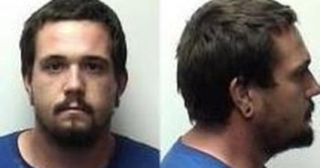 JESSE SEXTON | 2017-05-10 04:37:00 Clark County, Indiana Booking