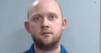 JOSEPH HUTCHENS | 2017-05-10 16:25:00 Fayette County, Kentucky Booking