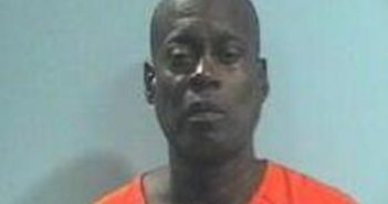 CLARENCE BROWN | 2017-05-11 17:59:00 Fayette County, Kentucky Booking