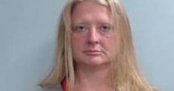 RHONDA MARCUM | 2017-05-11 10:48:00 Fayette County, Kentucky Booking