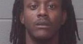 DOMINIQUE HOOKS | 2017-05-16 20:10:00 Onslow County, North Carolina Booking
