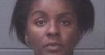 JEANINE HALL | 2017-05-17 00:58:00 Onslow County, North Carolina Booking