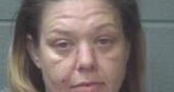 JAMIE HARMON | 2017-05-18 13:17:00 Onslow County, North Carolina Booking