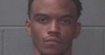 OSCEOLA HARRIS | 2017-05-18 16:51:00 Onslow County, North Carolina Booking