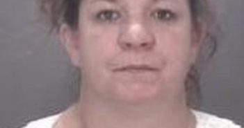 AMY AUSTIN | 2017-05-18 19:16:00 Robeson County, North Carolina Booking