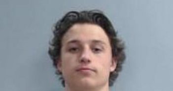 ALEXANDER ALEVA | 2017-05-19 16:45:00 Fayette County, Kentucky Booking