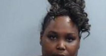 SHILEKA HILL | 2017-05-19 21:11:00 Fayette County, Kentucky Booking