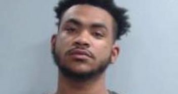 DWIGHT VINSON | 2017-05-19 22:56:00 Fayette County, Kentucky Booking