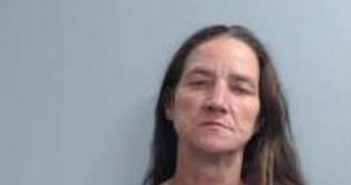 MARY HURT | 2017-05-19 12:51:00 Fayette County, Kentucky Booking