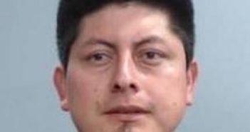 YUNIOR MONROY-PINEDA | 2017-05-25 11:56:00 Fayette County, Kentucky Booking