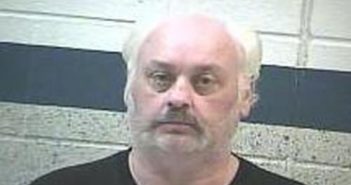 BOBBY SIGLER | 2017-05-29 06:26:00 Breckinridge County, Kentucky Booking