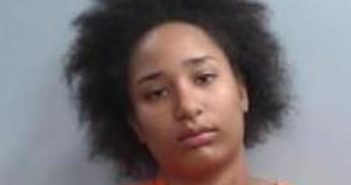 SHANISHA JACKSON | 2017-06-05 18:07:00 Fayette County, Kentucky Booking