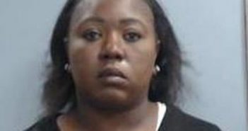 KENISHA JONAS | 2017-06-05 18:19:00 Fayette County, Kentucky Booking