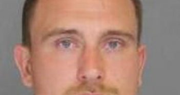 AARON PADGETT | 2017-06-07 15:44:00 Cayuga County, New York Booking